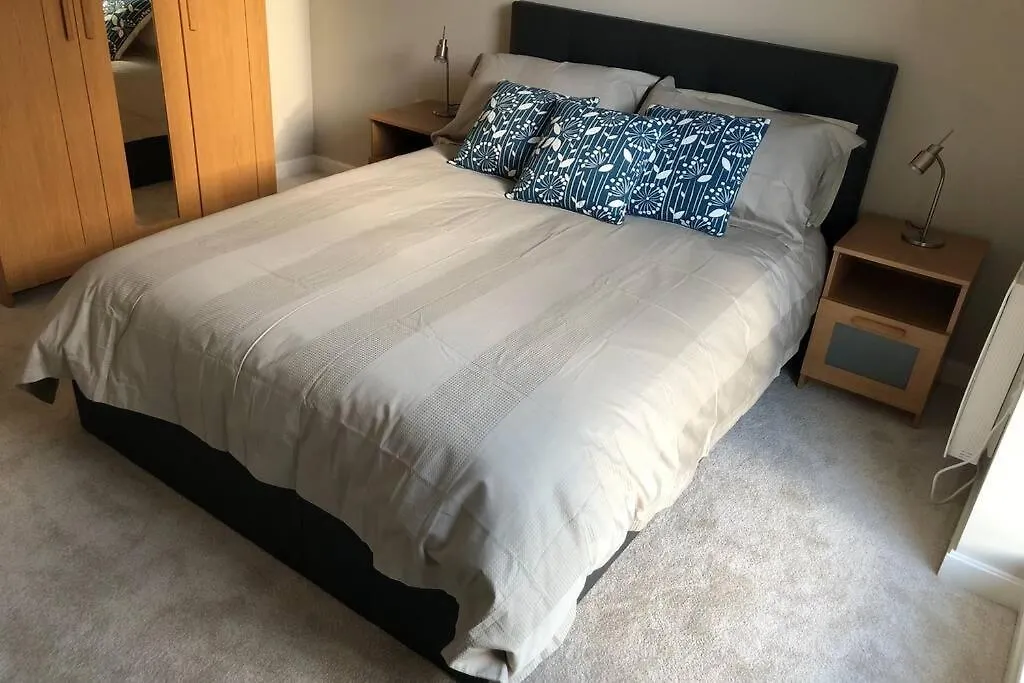 Modern City Centre Apartment Belfast